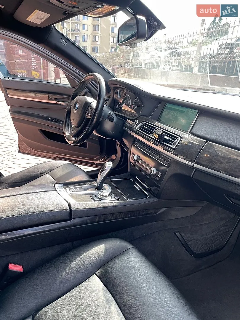 2012 BMW 7er - мініатюра 8