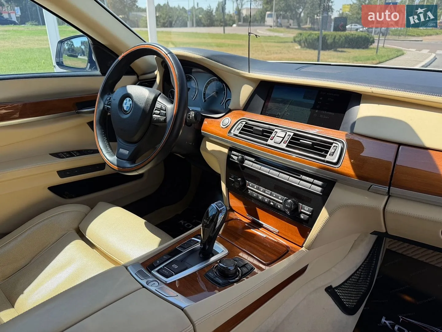 2010 BMW 7er - мініатюра 16