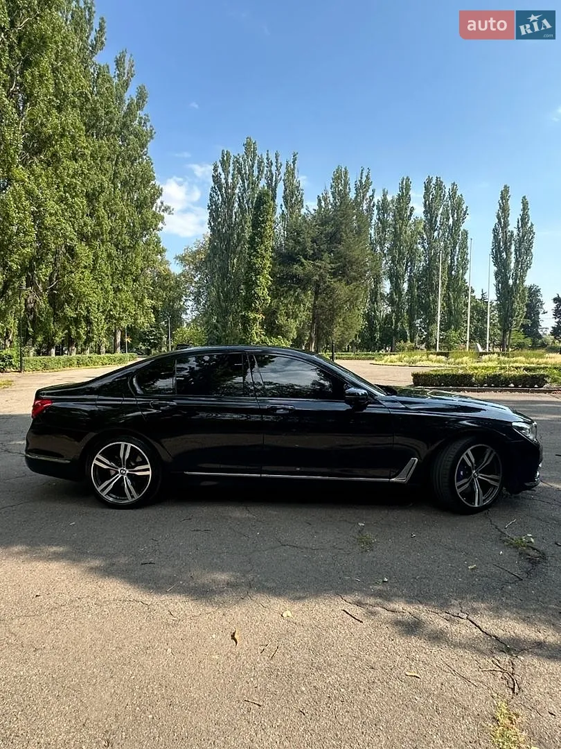 2017 BMW 7er - мініатюра 9