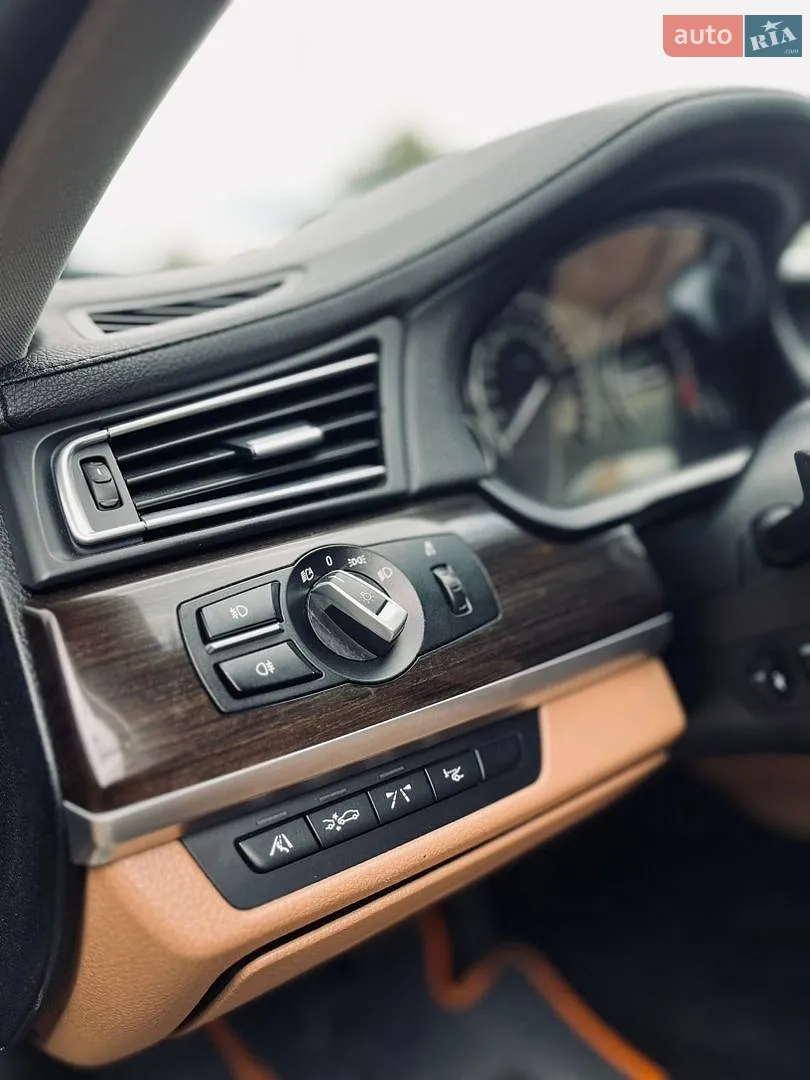 2010 BMW 7er - мініатюра 18