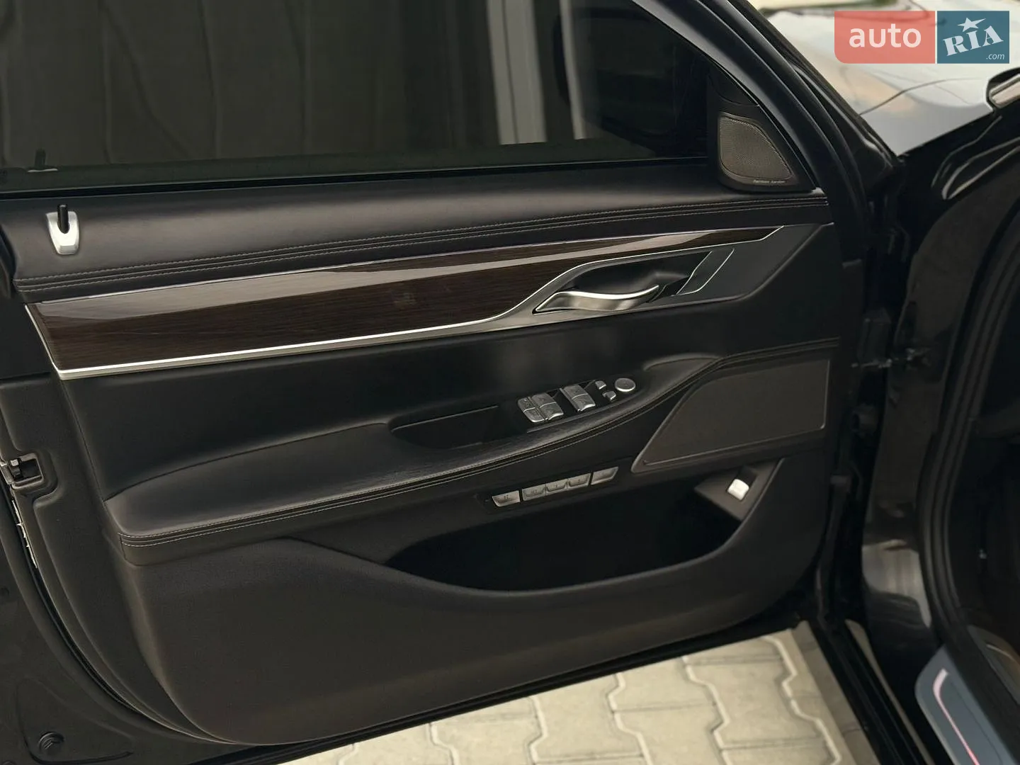 2016 BMW 7er - мініатюра 13