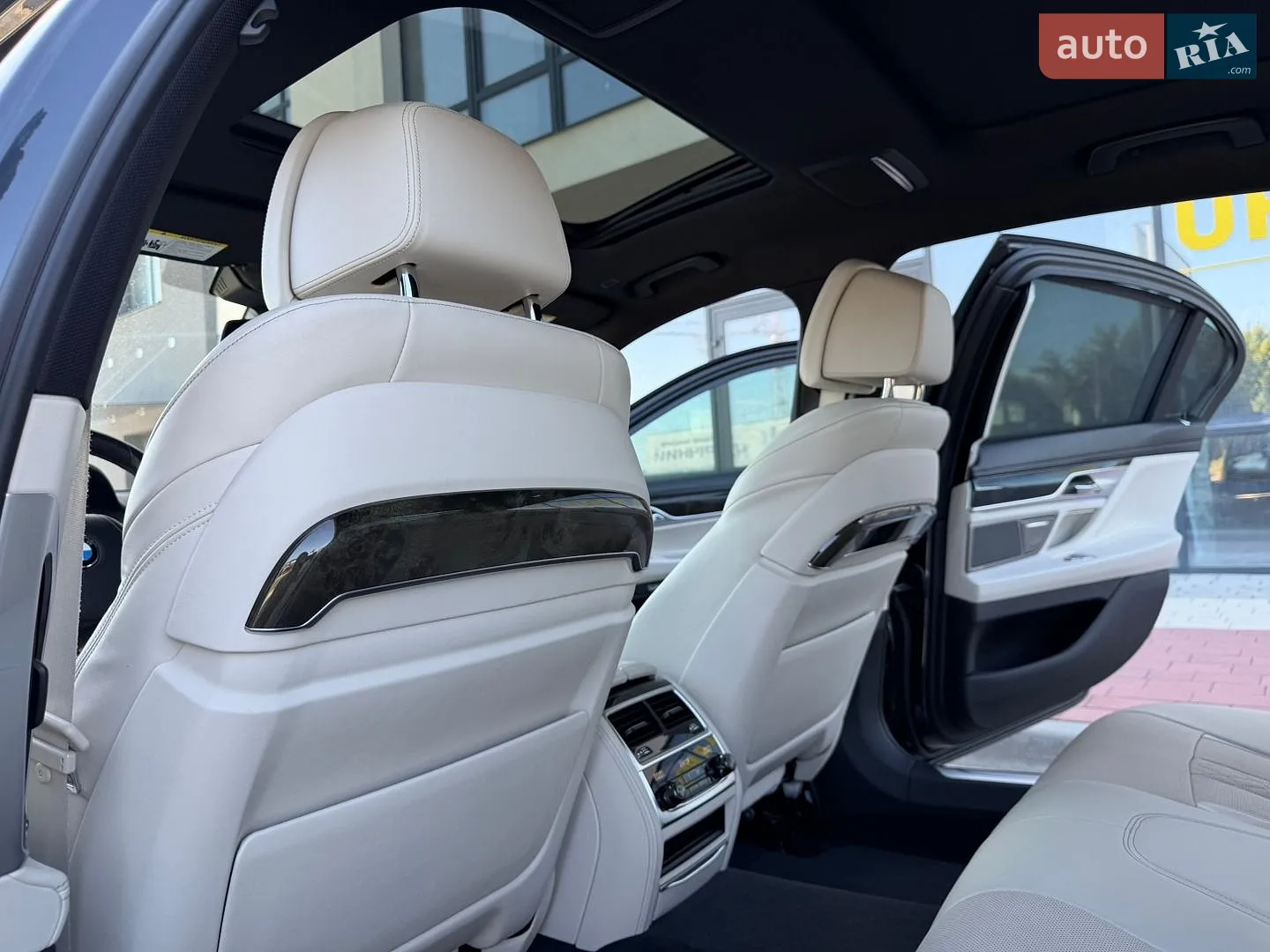 2016 BMW 7er - мініатюра 26