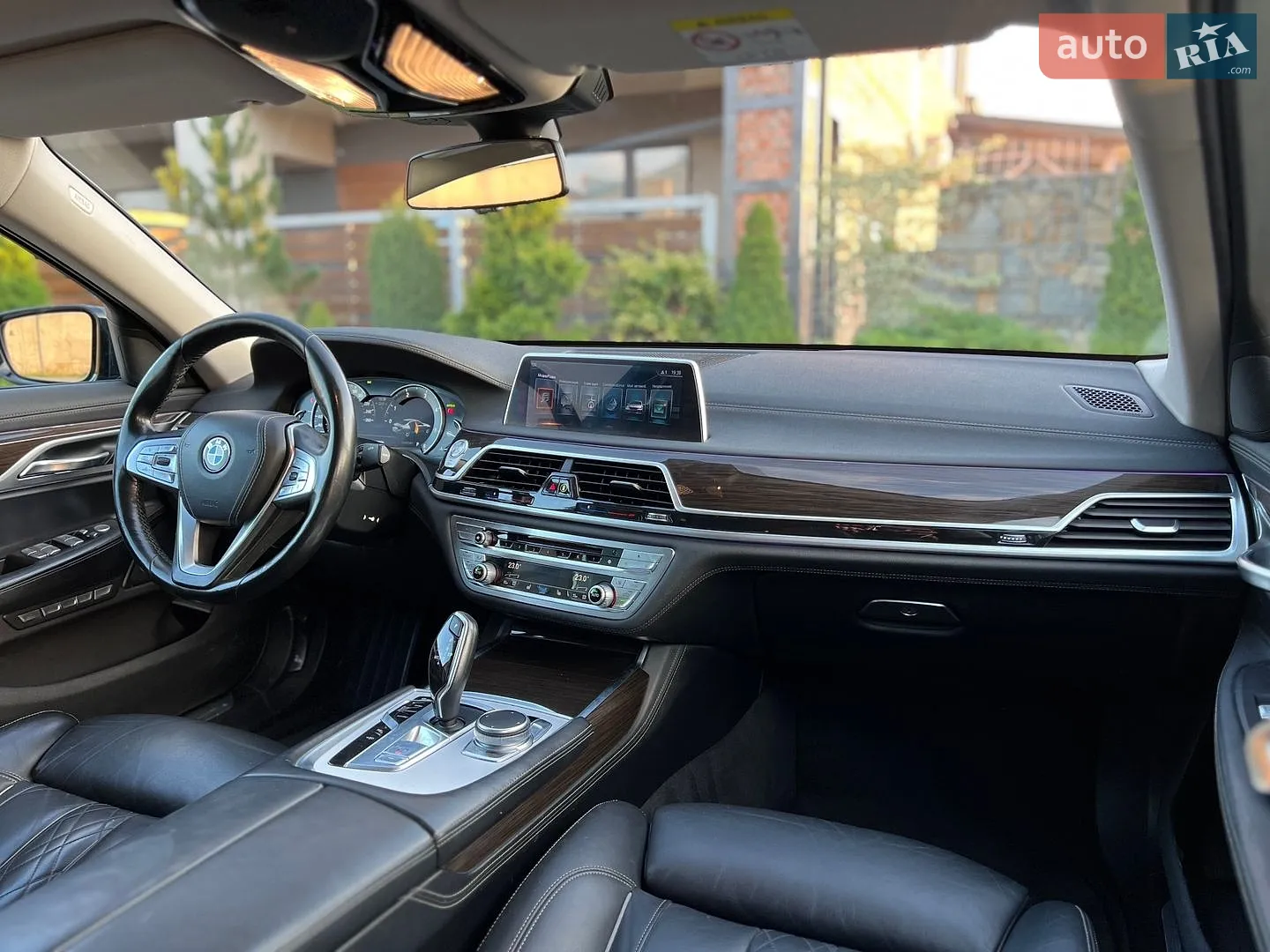 2016 BMW 7er - мініатюра 15