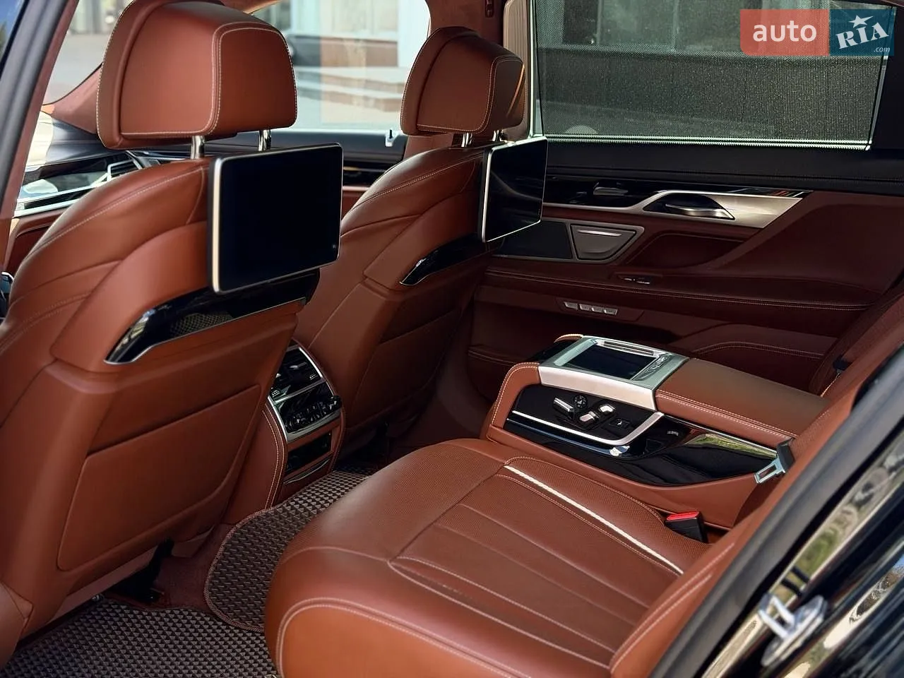 2017 BMW 7er - мініатюра 30