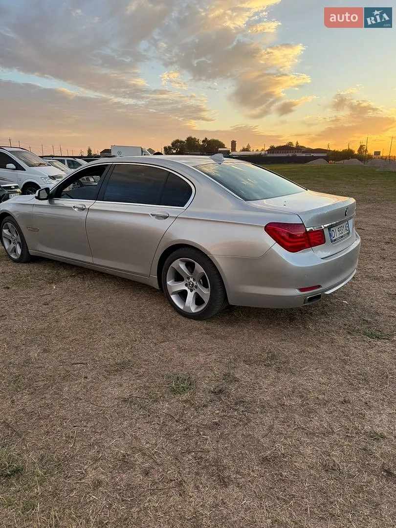 2010 BMW 7er - мініатюра 7