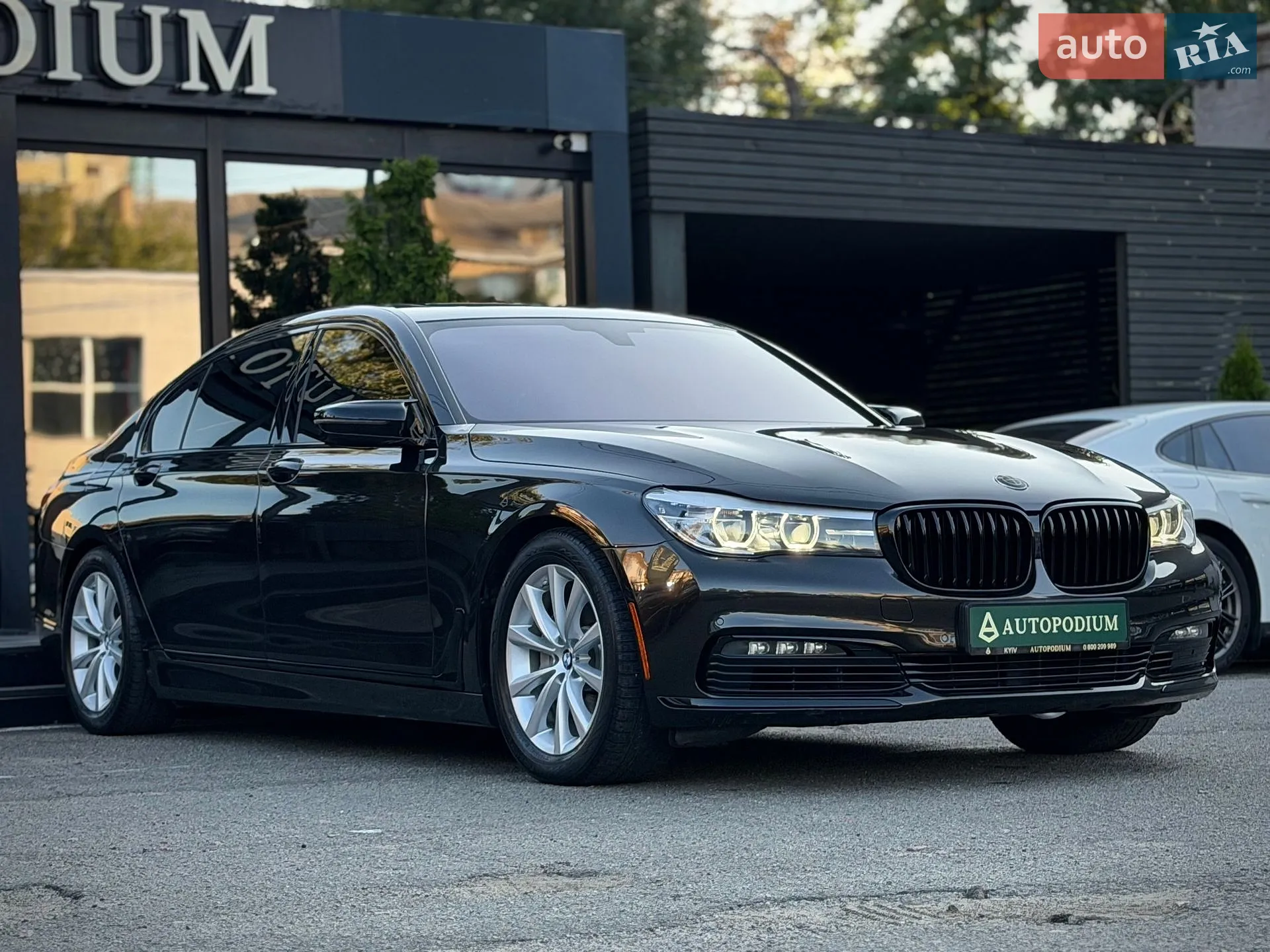 2015 BMW 7er - мініатюра 2