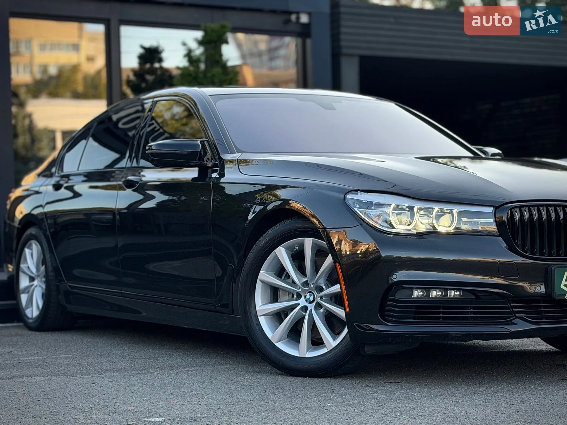 2015 BMW 7er - мініатюра 4