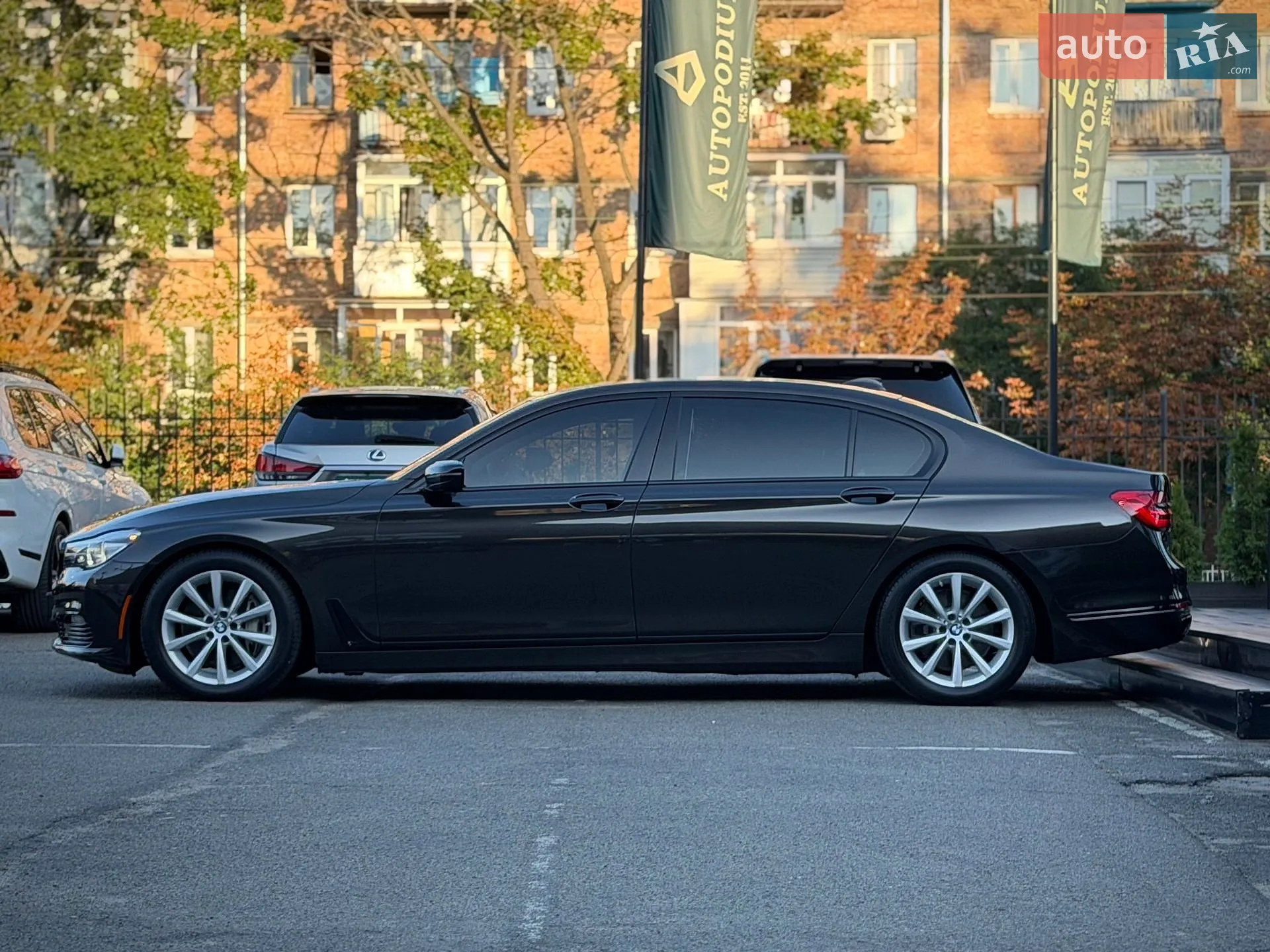 2015 BMW 7er - мініатюра 23