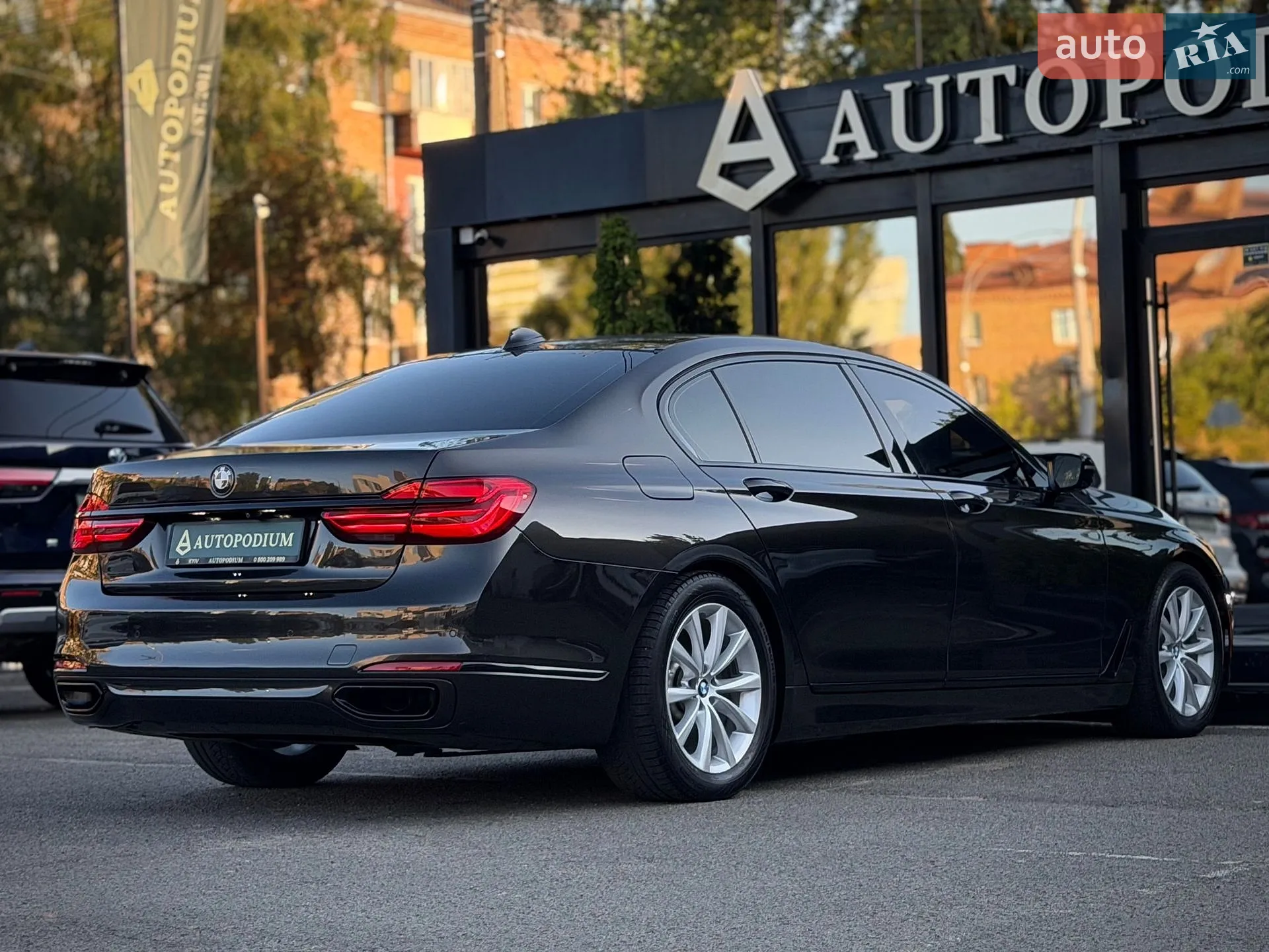 2015 BMW 7er - мініатюра 17