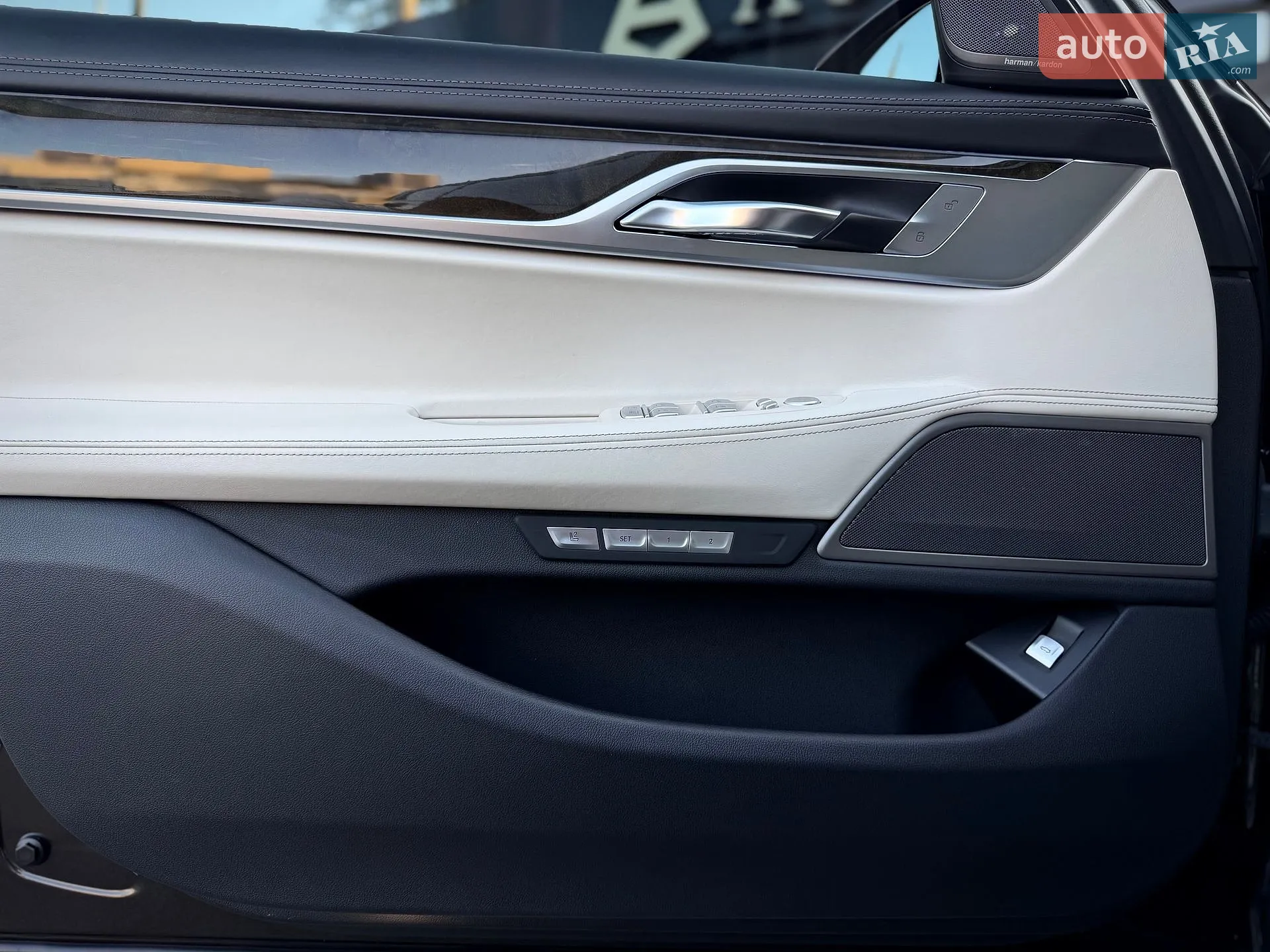 2015 BMW 7er - мініатюра 30