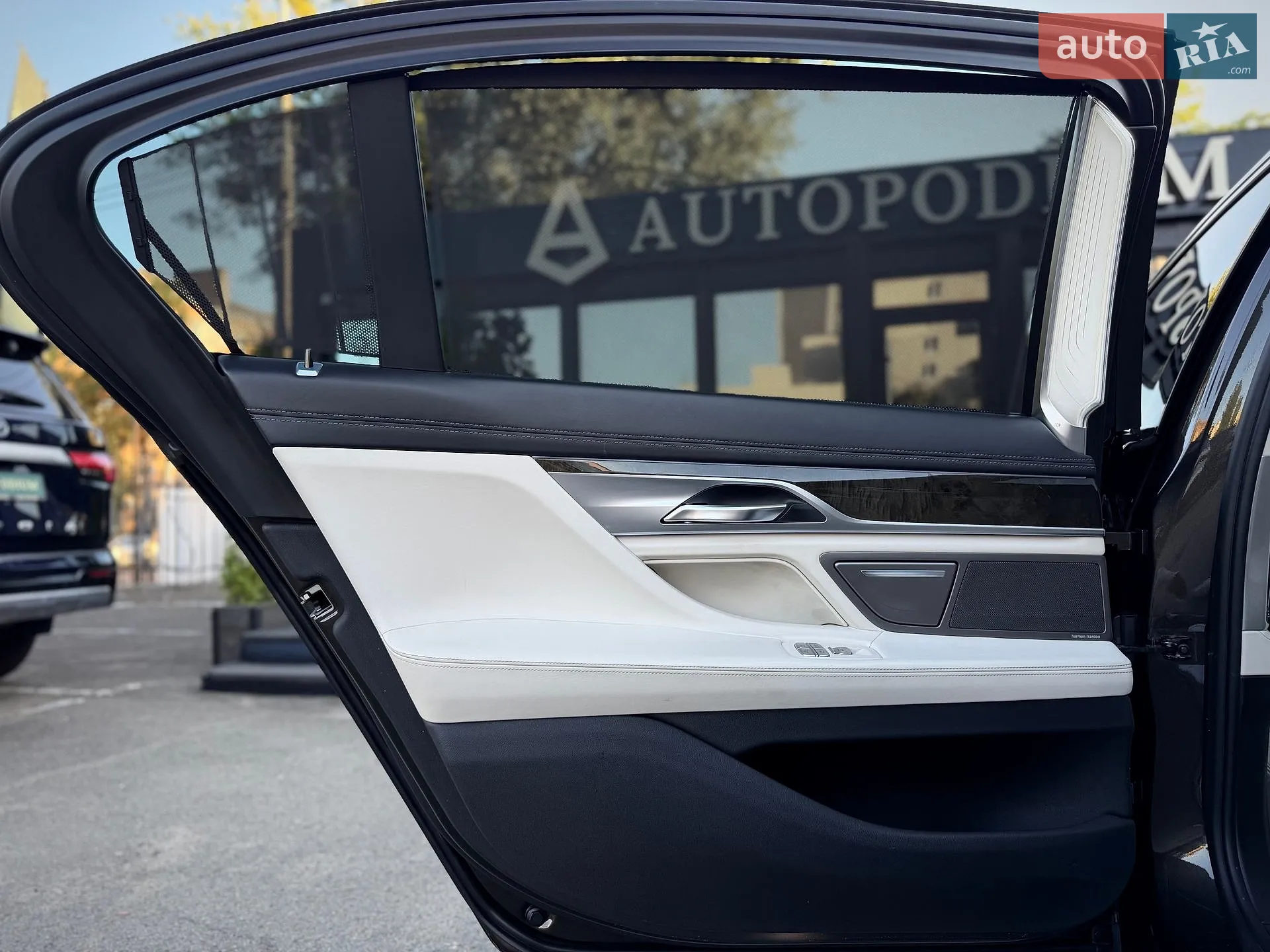 2015 BMW 7er - мініатюра 33