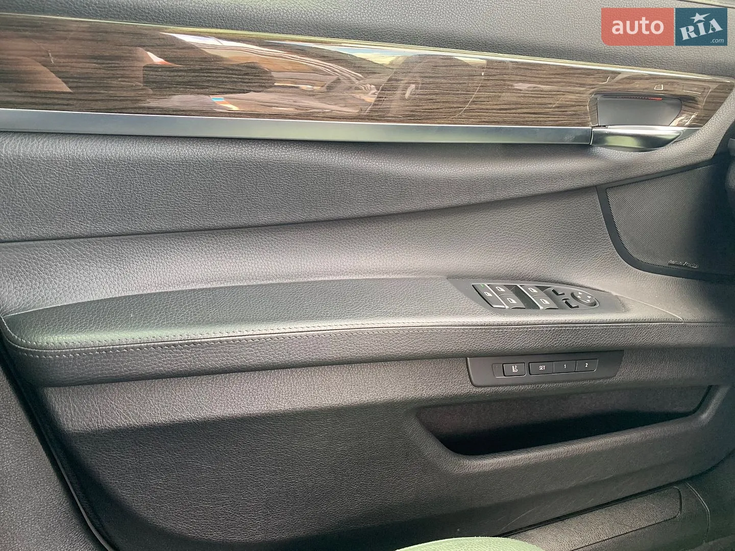 2015 BMW 7er - мініатюра 38