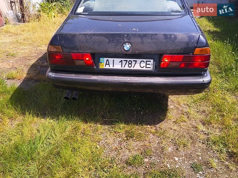 BMW 7 Series 1990