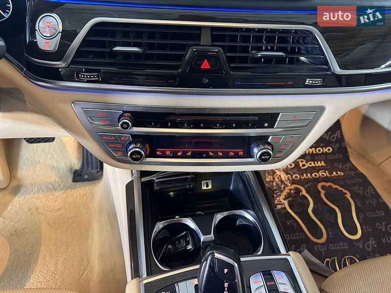 Седан BMW 7 Series 2015 в Тернополе