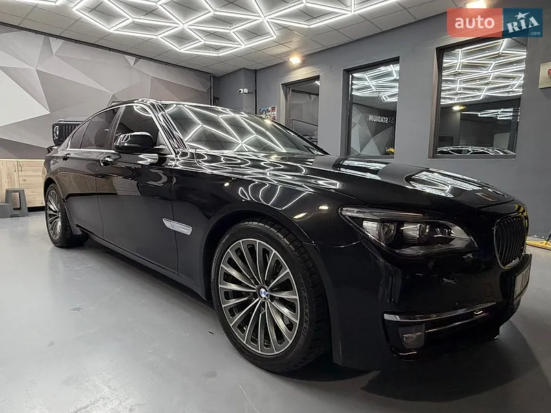 BMW 7 Series 2012