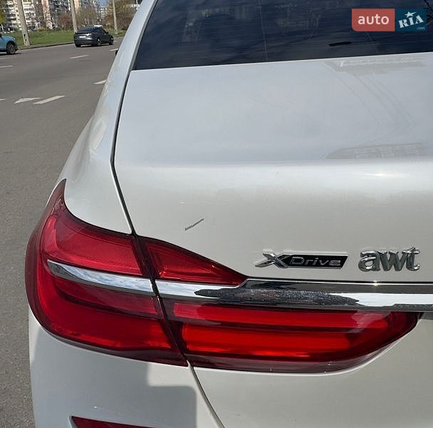 Седан BMW 7 Series 2016 в Киеве