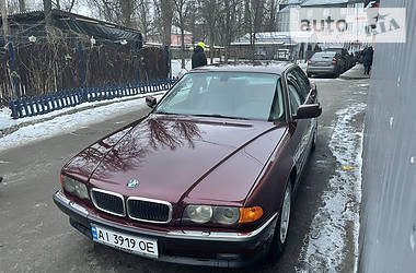 Седан BMW 730 2000 в Киеве