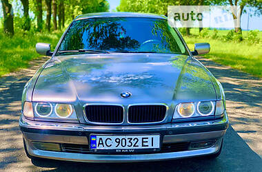 Седан BMW 740 1997 в Луцьку