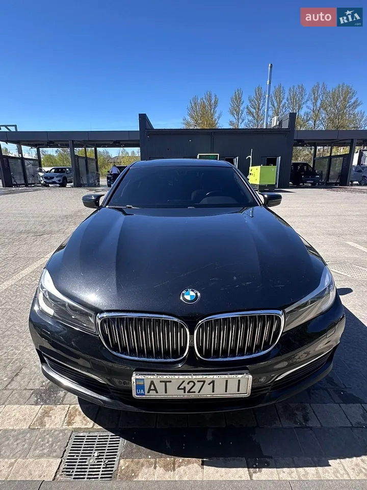 2015 BMW 7er - мініатюра 25