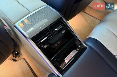 Купе BMW 8 Series Gran Coupe 2020 в 