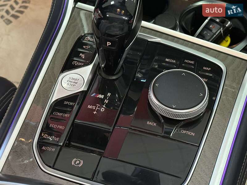 Купе BMW 8 Series Gran Coupe 2020 в Києві фото 27 Купе BMW 8 Series Gran Coupe 2020 в Києві
