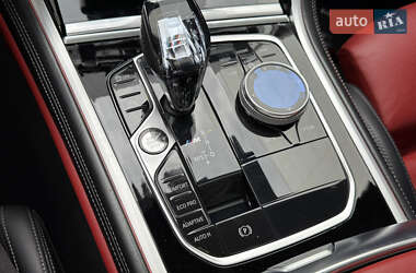 Купе BMW 8 Series Gran Coupe 2020 в 