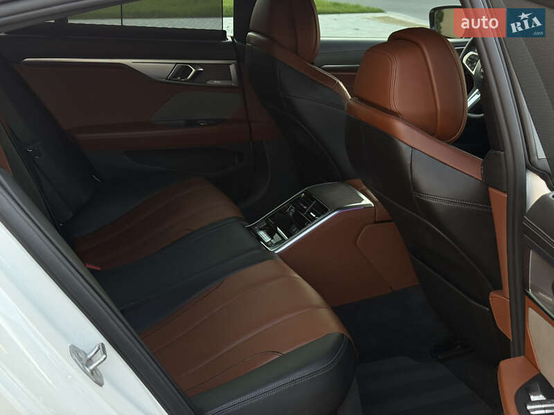 Купе BMW 8 Series Gran Coupe 2021 в Виннице