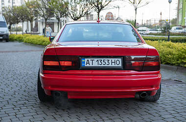 Купе BMW 8 Series 1990 в 