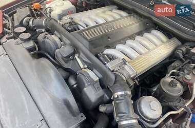 Купе BMW 8 Series 1993 в 