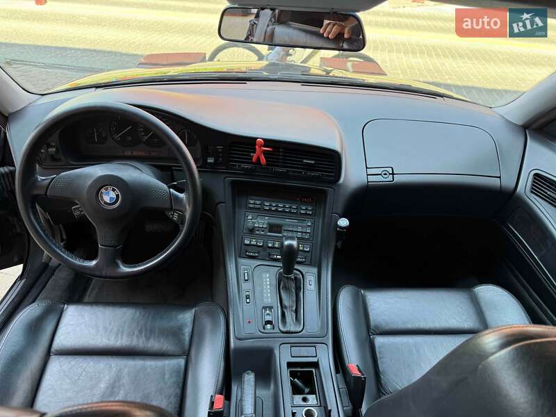 Купе BMW 8 Series 1990 в Львове