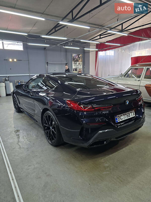 Купе BMW 8 Series 2023 в Львове фото 26 Купе BMW 8 Series 2023 в Львове