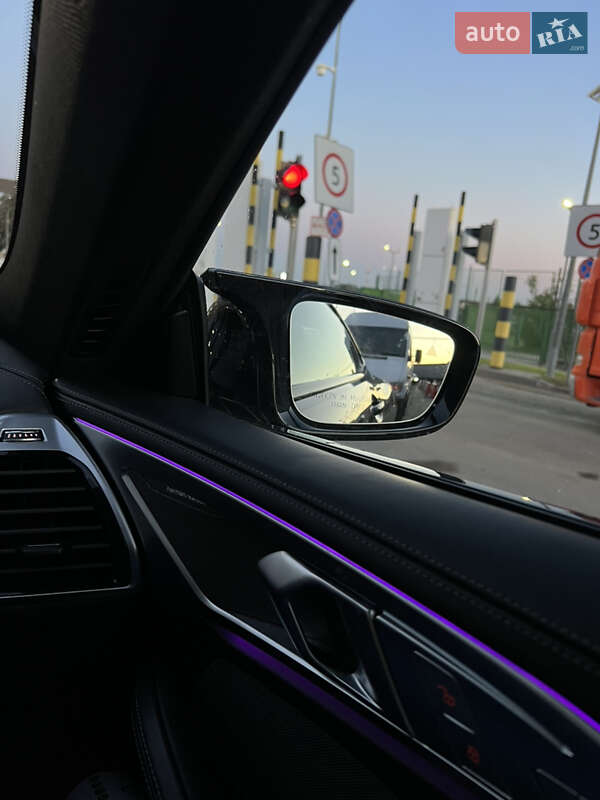 Купе BMW 8 Series 2023 в Львове фото 43 Купе BMW 8 Series 2023 в Львове