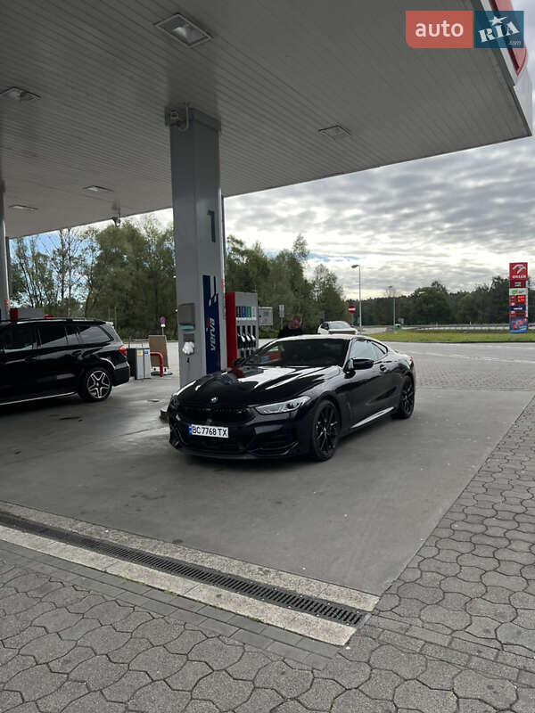 Купе BMW 8 Series 2023 в Львове фото 48 Купе BMW 8 Series 2023 в Львове