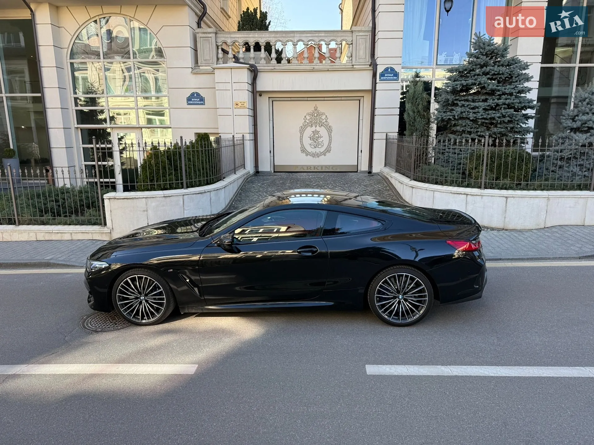 2019 BMW 8er - мініатюра 8
