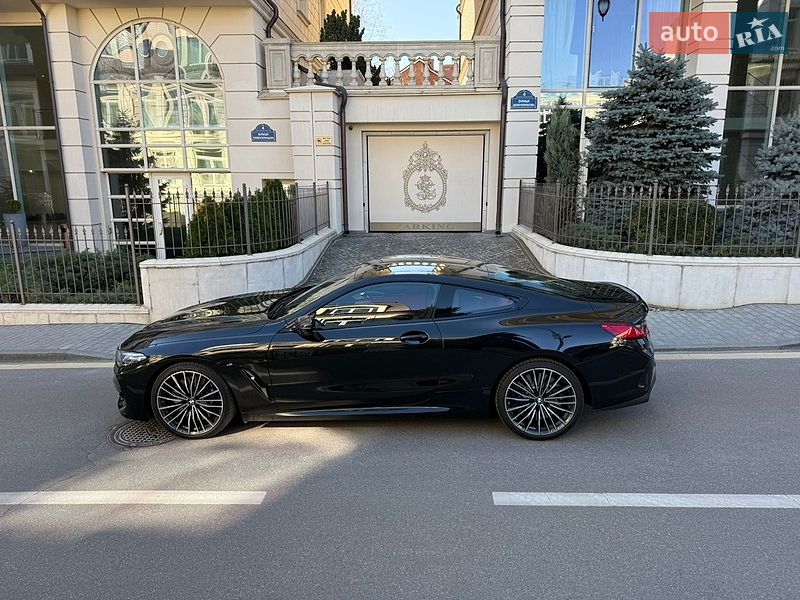 BMW 8 Series 2019