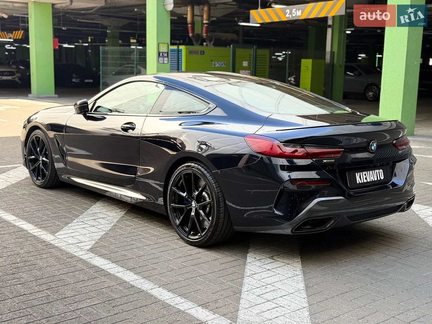 2019 BMW 8er - мініатюра 5