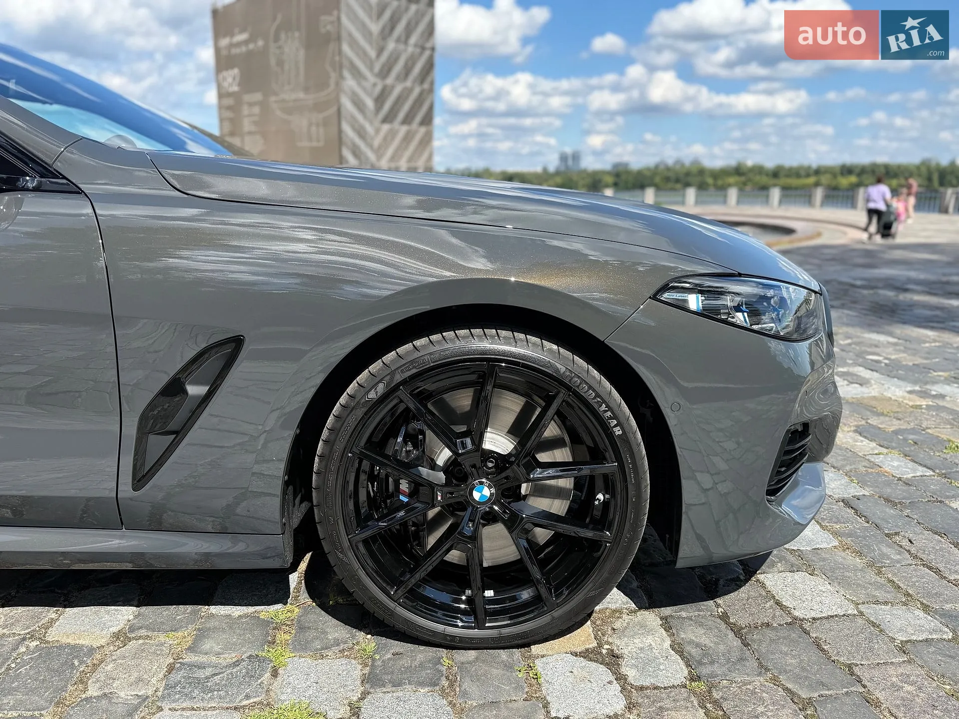 2025 BMW 8er - мініатюра 9
