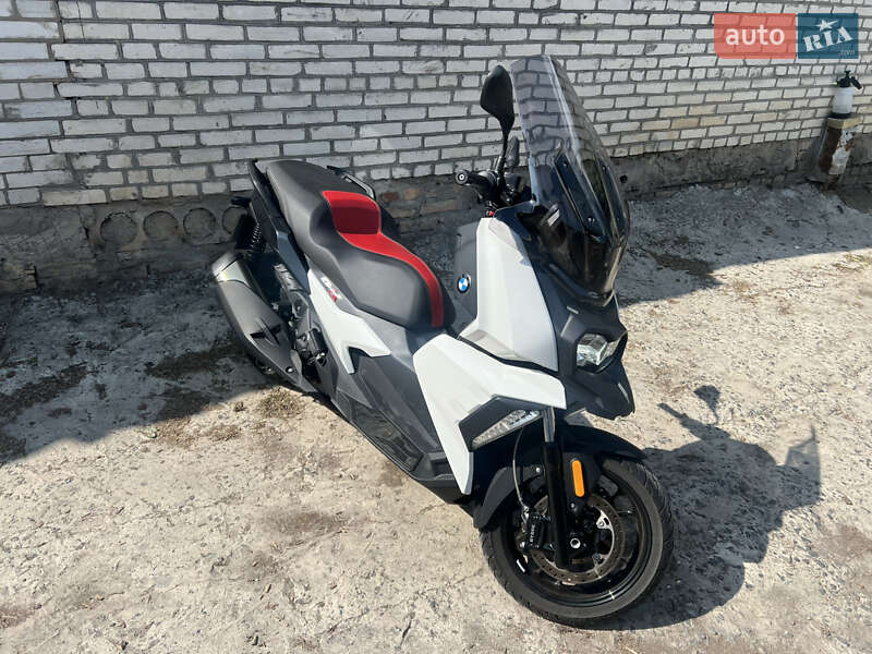 BMW C 400X