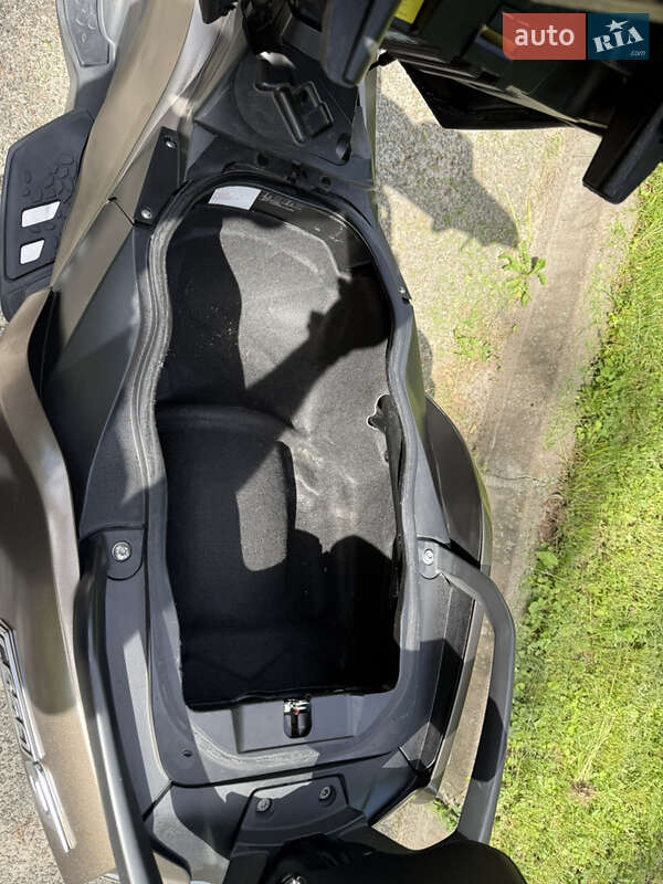 Макси-скутер BMW C 650GT 2016 в Киеве