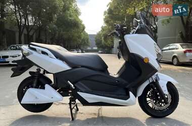 Макси-скутер BMW C evolution 2025 в Киеве