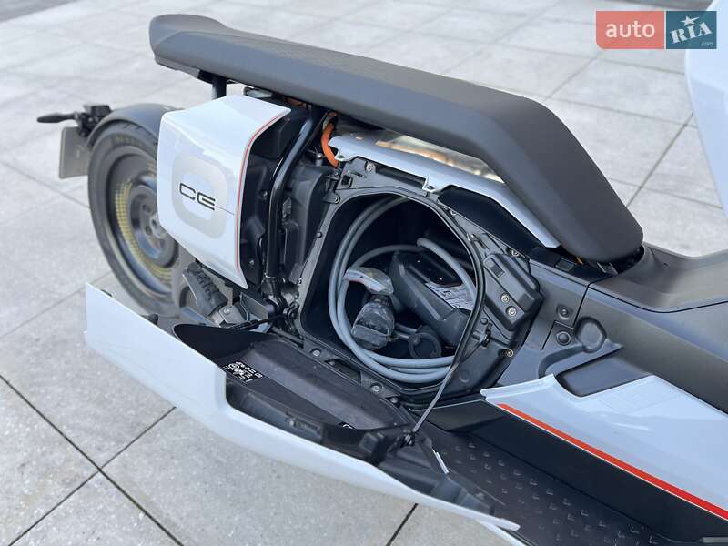Скутер BMW CE 04 2023 в Киеве