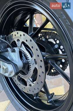 Мотоцикл Спорт-туризм BMW F 800R 2015 в 