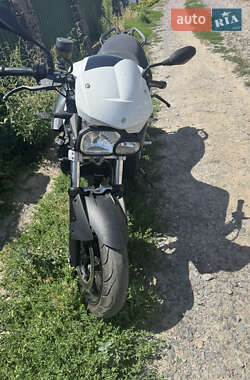 Мотоцикл Спорт-туризм BMW F 800R 2010 в 