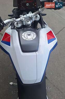 Мотоцикл Многоцелевой (All-round) BMW F 900 GS 2025 в 
