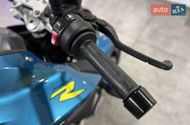 Мотоцикл Без обтекателей (Naked bike) BMW F 900R 2025 в 