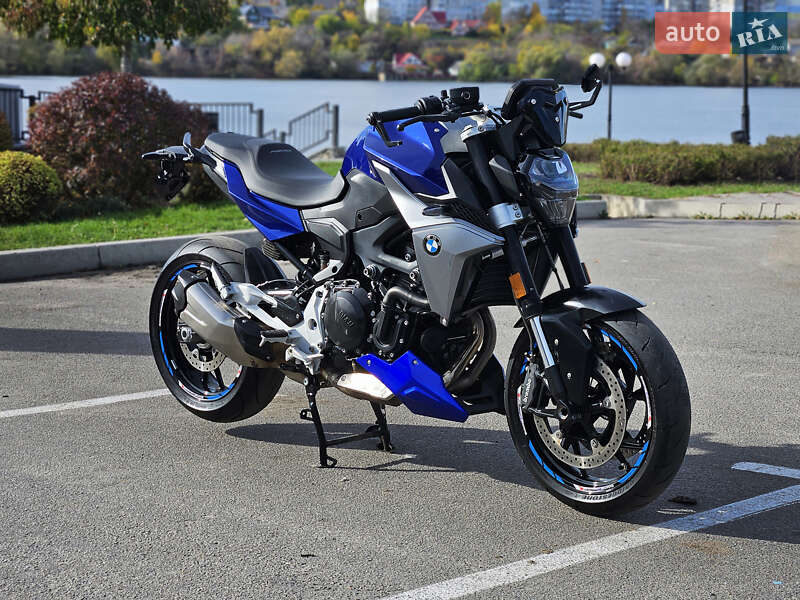 Мотоцикл Без обтекателей (Naked bike) BMW F 900R 2022 в Умани фото 3 Мотоцикл Без обтекателей (Naked bike) BMW F 900R 2022 в Умани