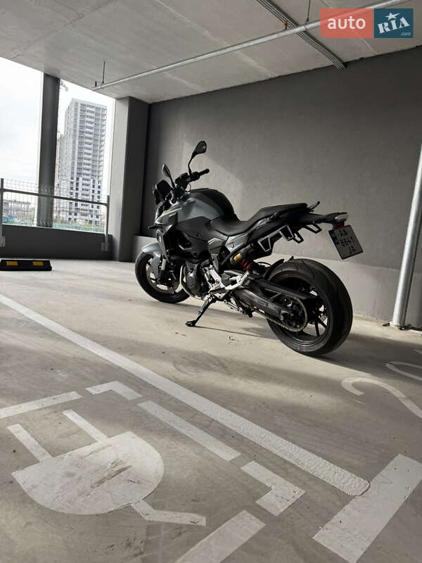 Мотоцикл Без обтекателей (Naked bike) BMW F 900R 2023 в Киеве фото 6 Мотоцикл Без обтекателей (Naked bike) BMW F 900R 2023 в Киеве