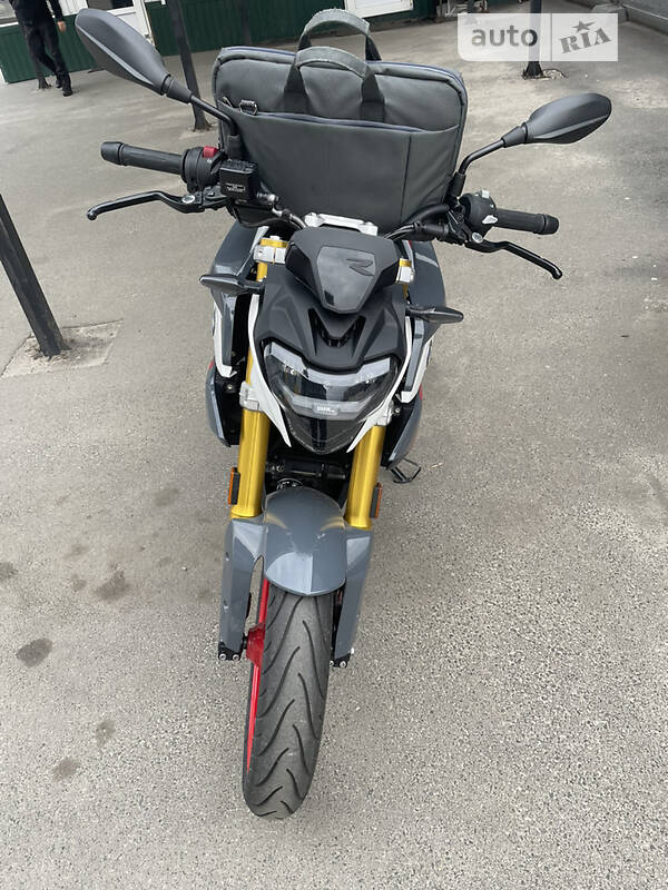 BMW G 310R