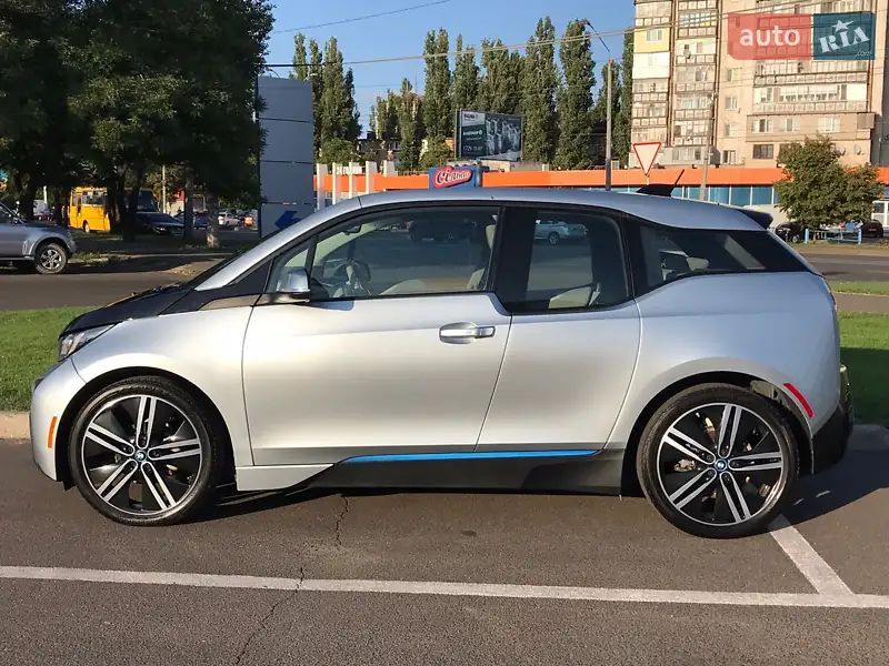 BMW I3