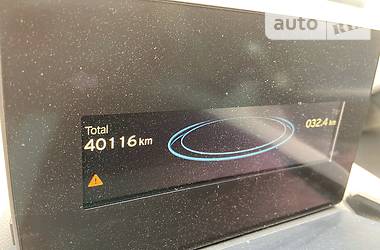 Хетчбек BMW I3 2015 в 